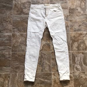 White Mid Rise, Skinny Ankle Jeans